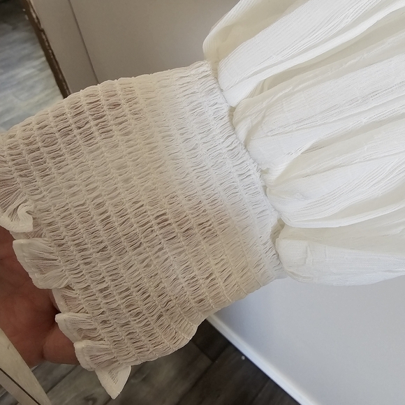 CHICSOUL.COM White Chiffon Blouse w Full Bishop Sleeves Quiet Luxury Art to Wear - Picture 3 of 7